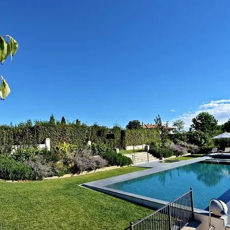 Apartment In 27818 Varignana